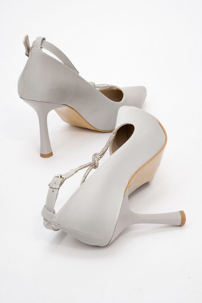 kadin-ince-topuk-tasli-stiletto-GUMUS IPEK-YKL2510752-0085234_0